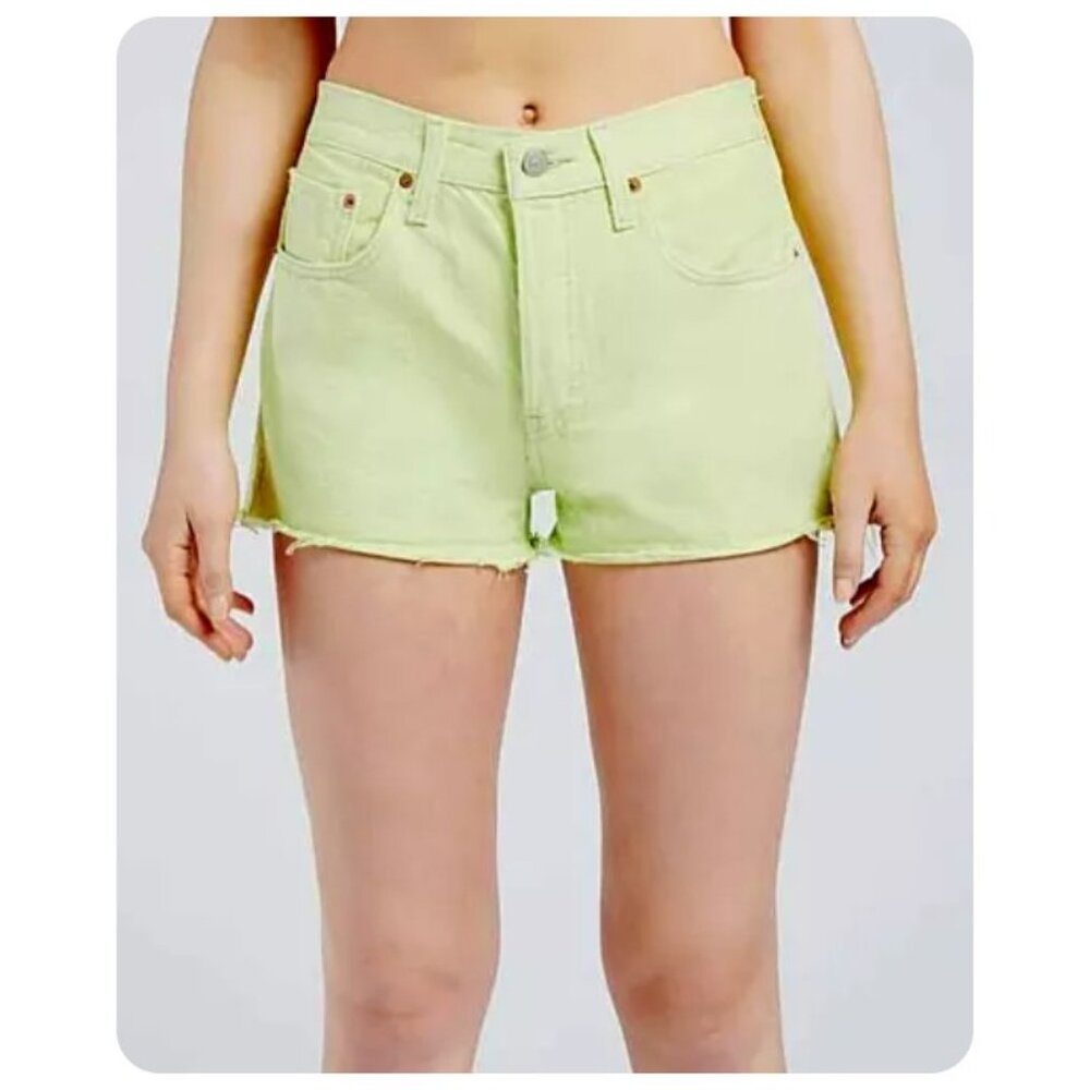 !! Levi’s 501 Cutoff Neon Green Limelight Denim Shorts sz W27